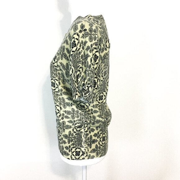 Grace Black and Tan Printed Short Sleeve Button Down Grandma Core Knit Top (L) - Picture 11 of 16